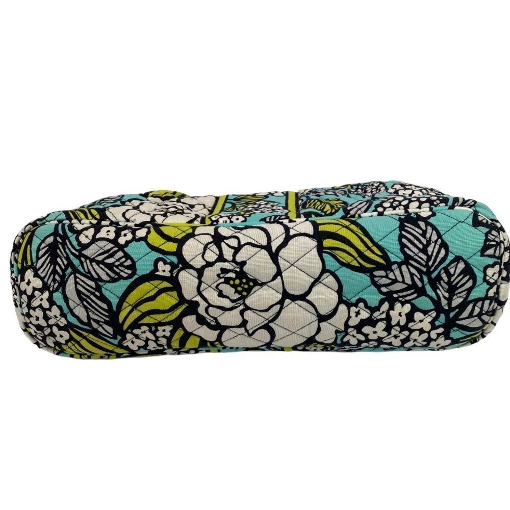Vera Bradley “Abby” in ISLAND BLOOMS purse bag - Picture 6 of 16